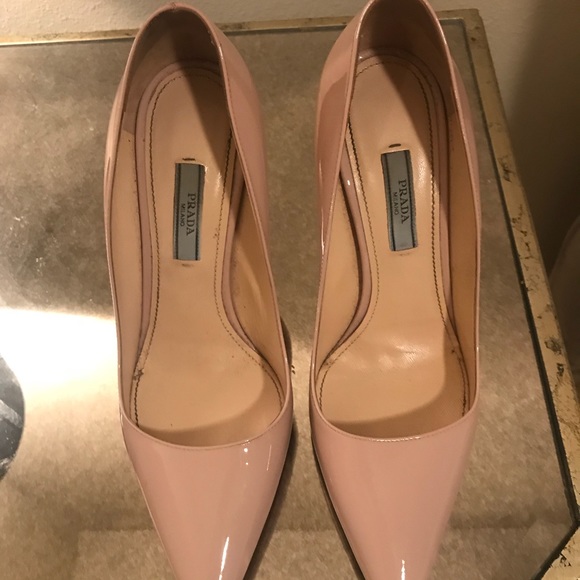 Prada glossed textured-leather pumps - Picture 6 of 6